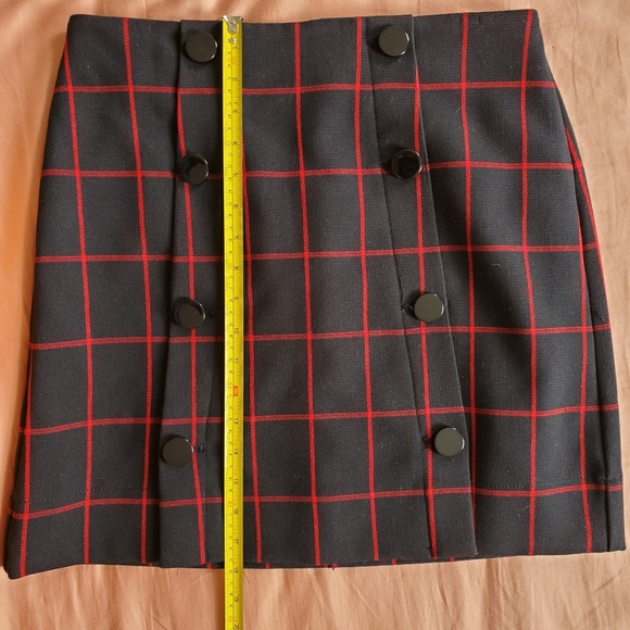 Red and blue checkered mini skirt - Picture 6 of 7